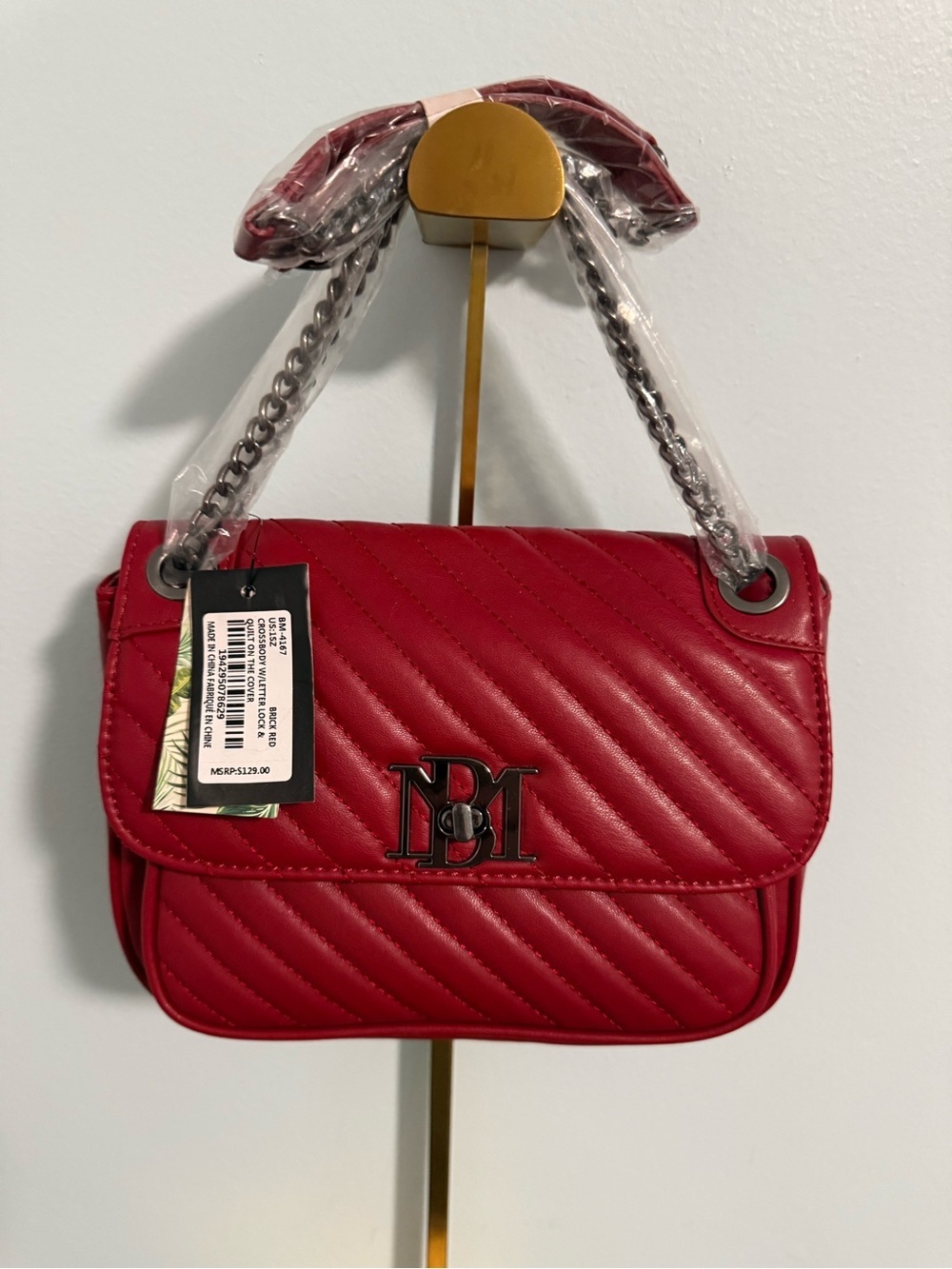 Badgley Mischka Red Quilted Vegan leather Crossbody w/Turnlock and Chain Strap